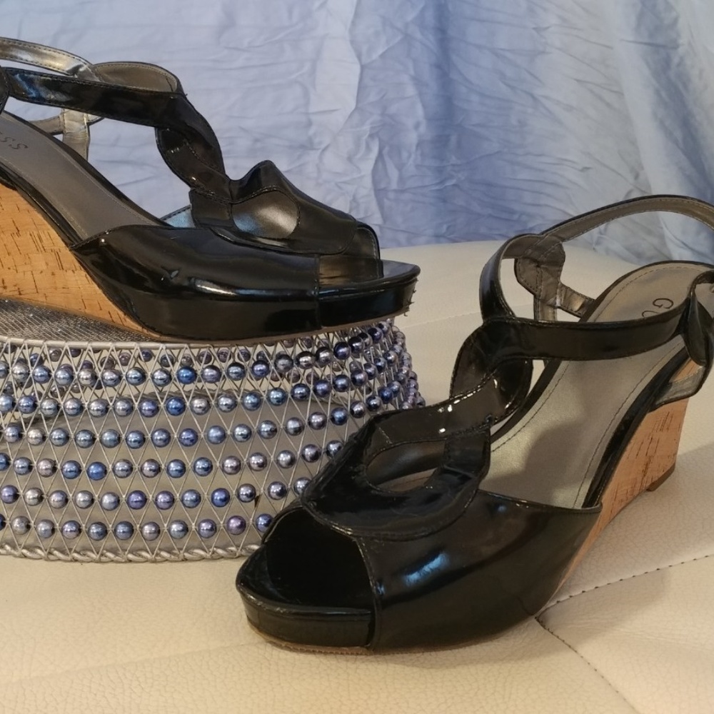 Guess wedge sandals